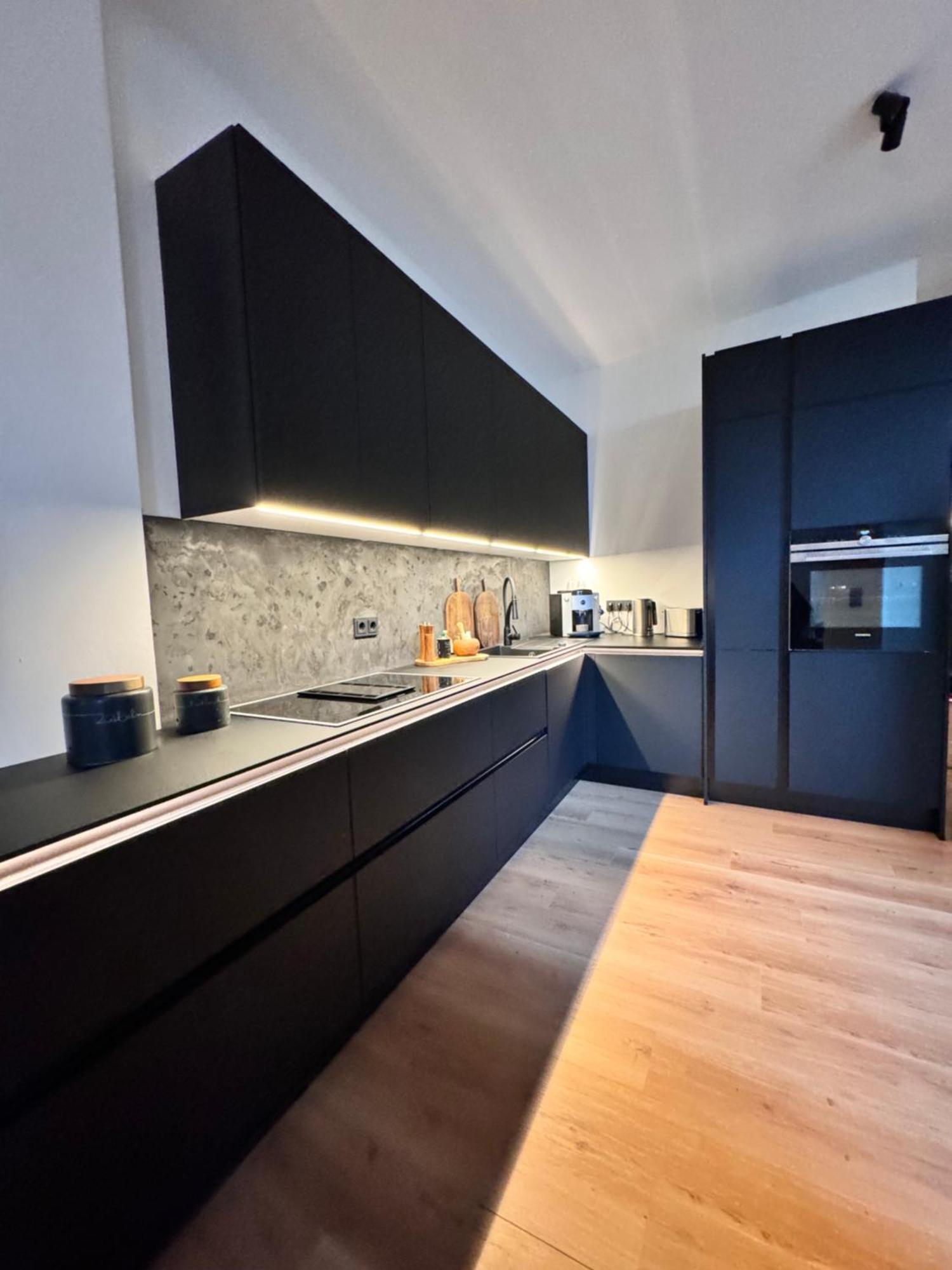 Premium Apartment In Magdeburg Stadtfeld Ost Mit 2 Schlafzimmern & Stellplatz Eksteriør billede
